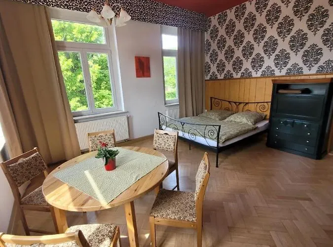 招待所 Schuetzenhaus 3*